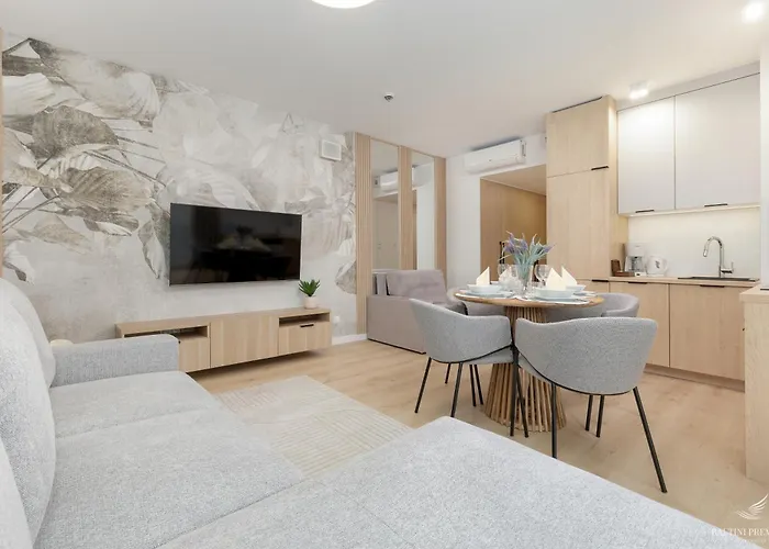 Baltini Premium Kasprowicza 20c Z Basenem, Saunami I Jacuzzi