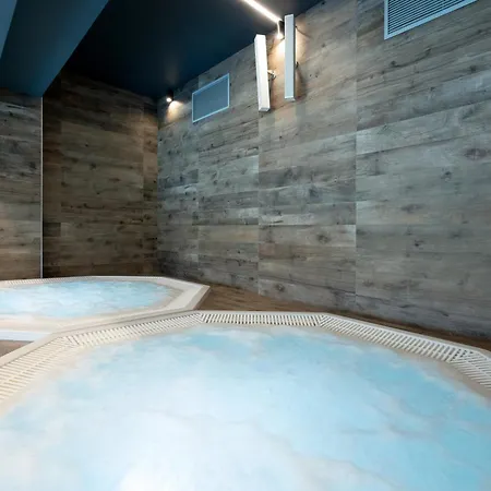 Baltini Premium Kasprowicza 20c Z Basenem, Saunami I Jacuzzi