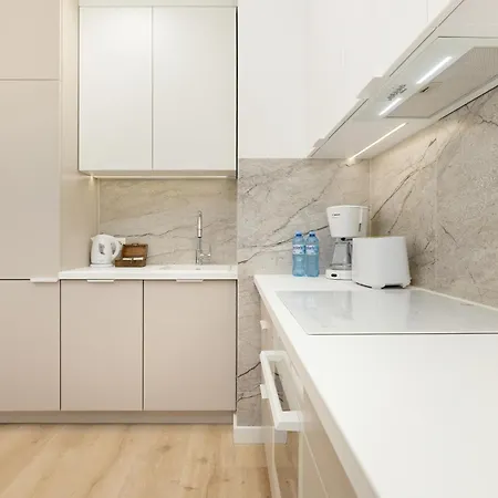 Baltini Premium Kasprowicza 20c Z Basenem, Saunami I Jacuzzi Колобжег