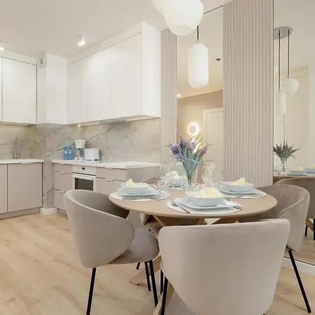 Baltini Premium Kasprowicza 20c Z Basenem, Saunami I Jacuzzi *